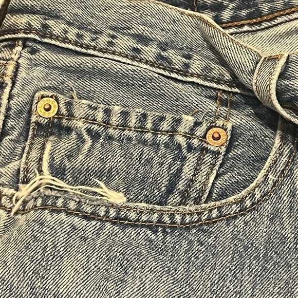 𝅺levi’s 501 original fit jeans - Picture 8 of 8